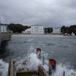 Seebrücke als Wellenbrecher